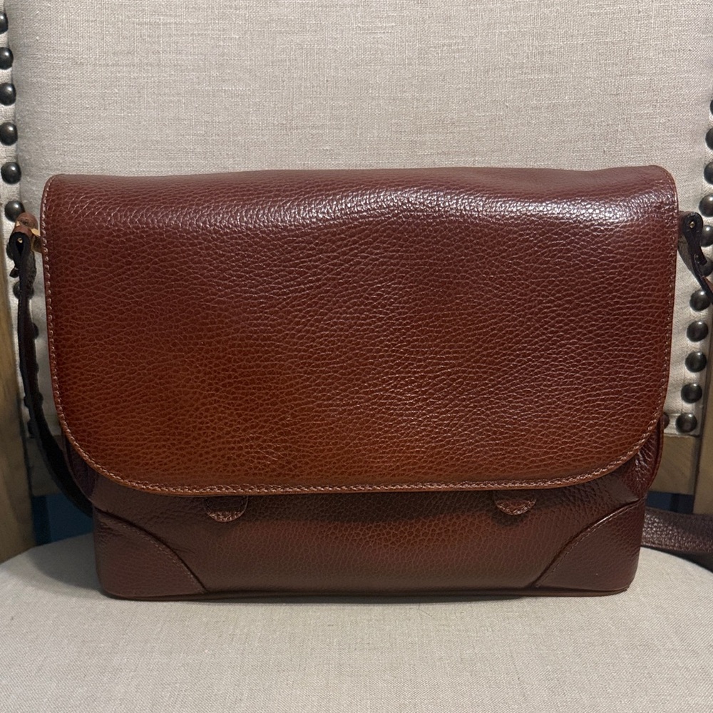 Lord & Taylor Vintage Rich Brown Leather Messenger Bag